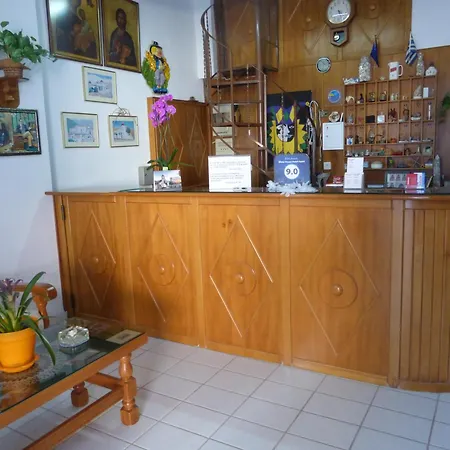 White House Hotel-apart Karpatos