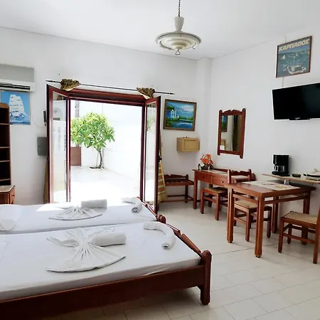 White House Hotel-apart Karpatos