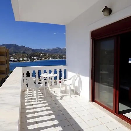 Aparthotel White House Hotel-apart 2*