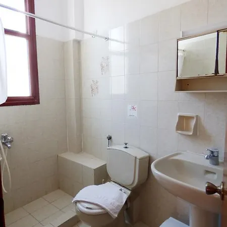 White House Hotel-apart 2* Karpathos