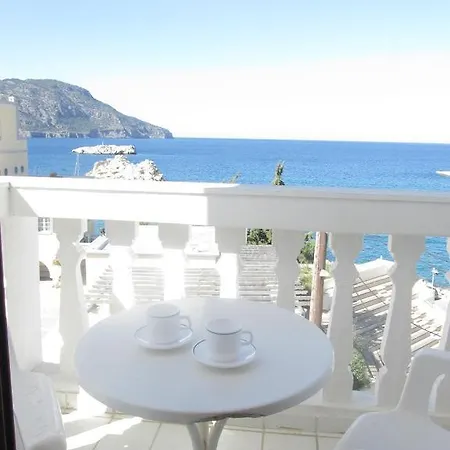 White House Hotel-apart Karpathos