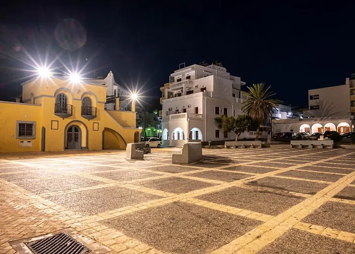 White House Hotel-apart Karpatos