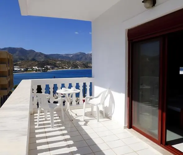 Hotel apartamentowy White House Hotel-apart 2*